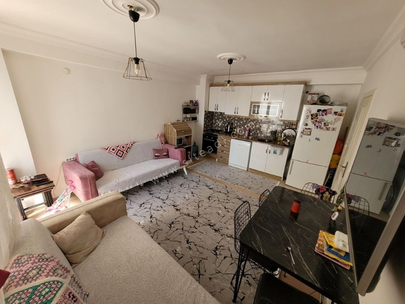 AYANOĞLU MAHALLESİNDE KATTA TEK DAİRE L&Uuml;KS SATILIK DAİRE